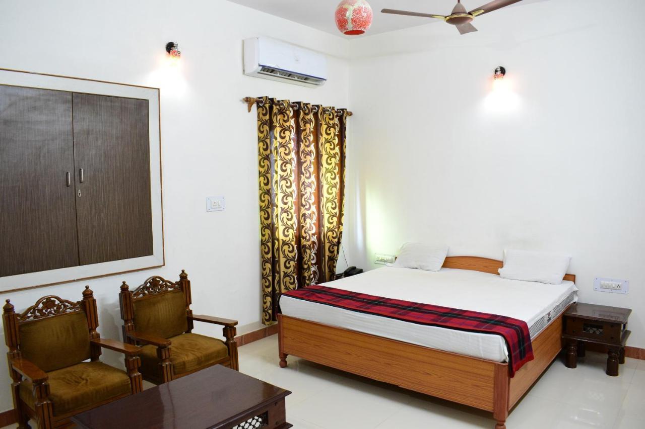Poonam Palace Near By Airport Jodhpur  Eksteriør bilde