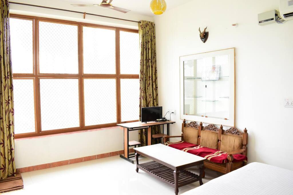 Poonam Palace Near By Airport Jodhpur  Eksteriør bilde